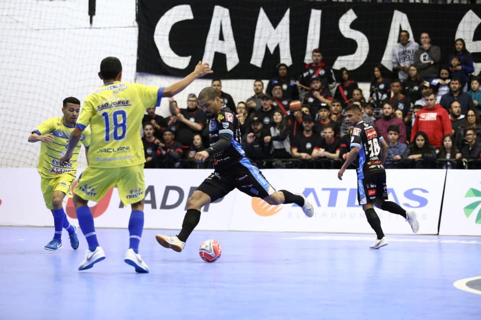 Pato vence Constelação e está na semifinal da Copa do Brasil